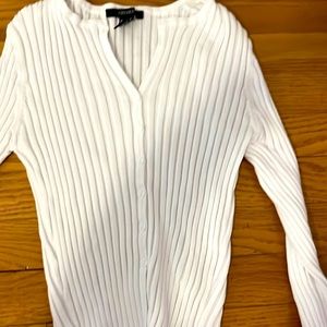 White ribbed long sleeve women's size M